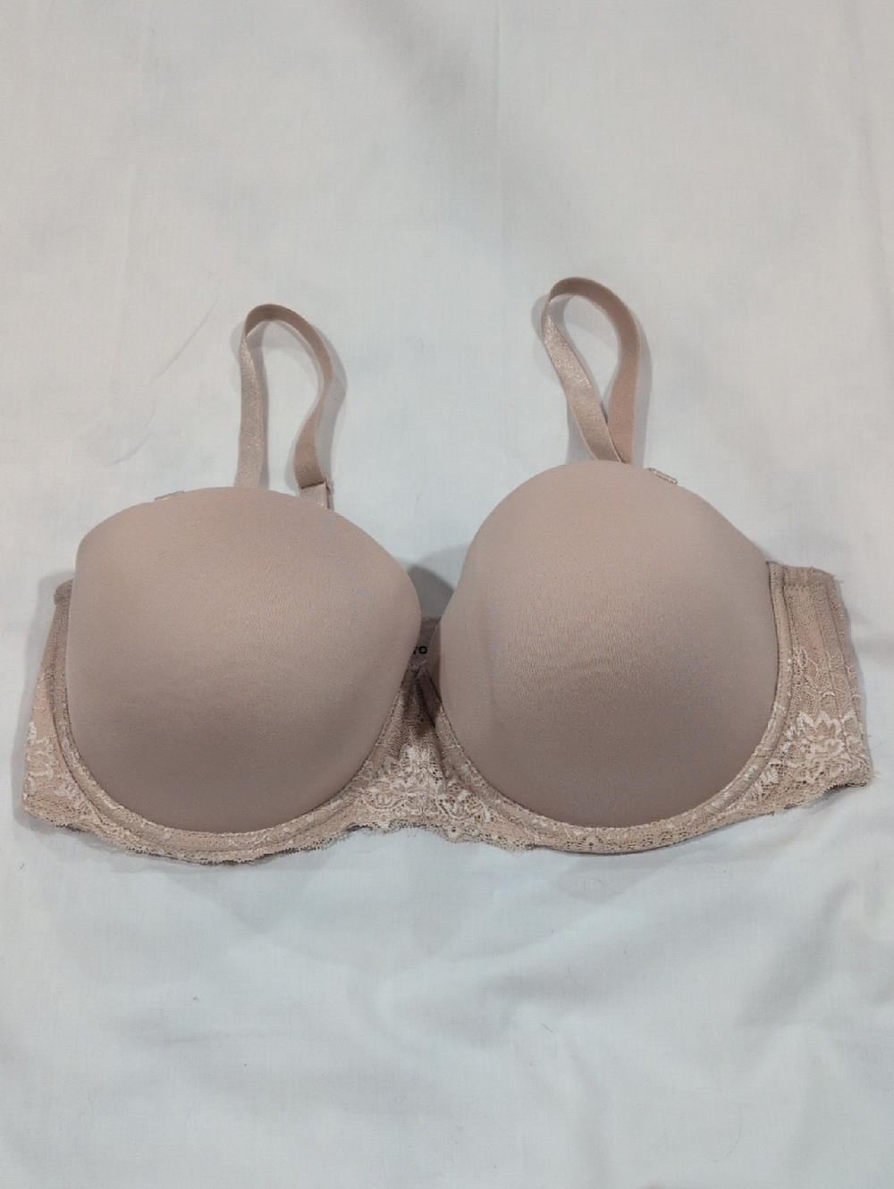 Torrid Nude Strapless Bra With straps 40DD